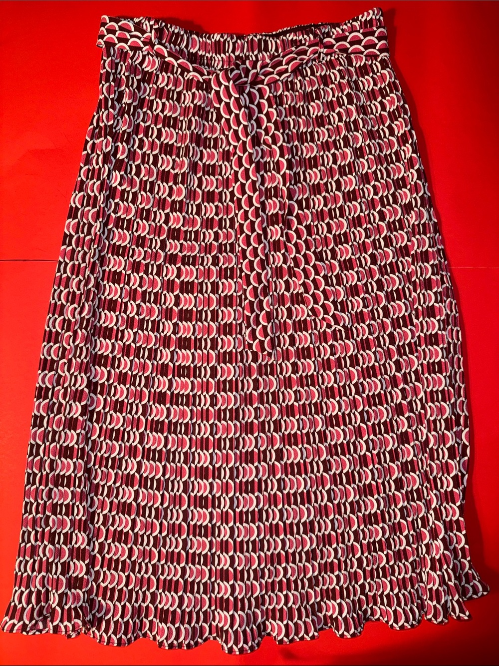 Alice Blue Scalloped Burgundy White design Pleated Midi Skirt Sz L
